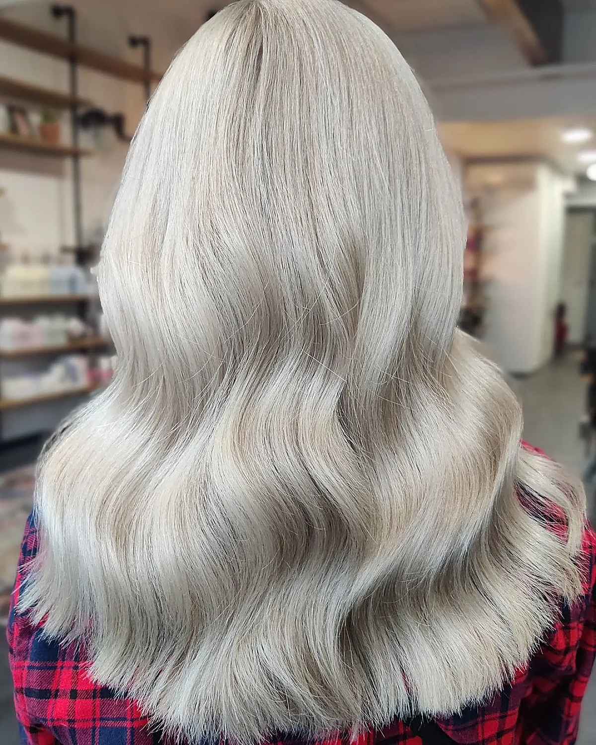 Platinum Blonde Balayage Hair Lowlights