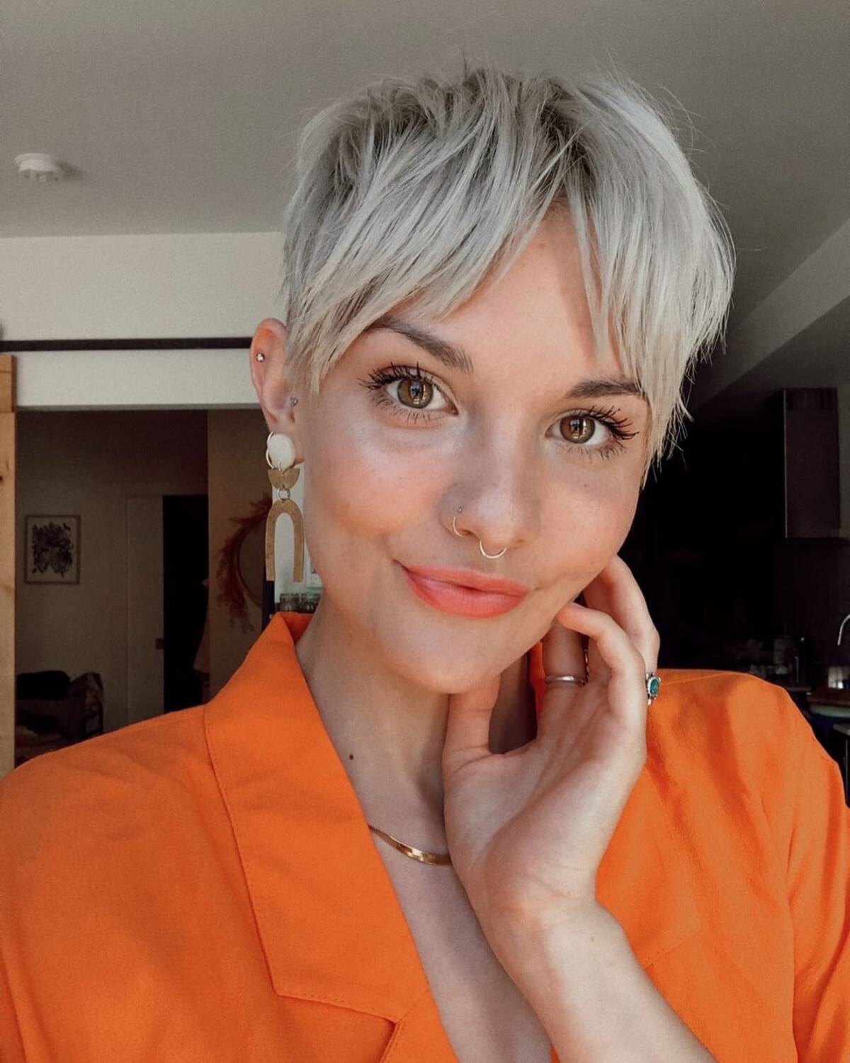 Shaggy pixie cut for thin hair