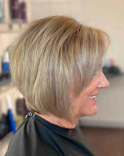 Short angled bob for thin hair