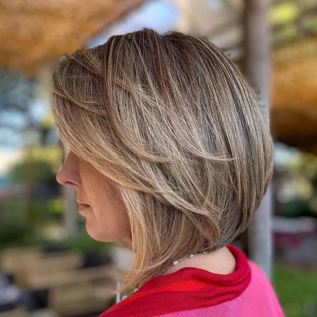 Short inverted bob with layers
