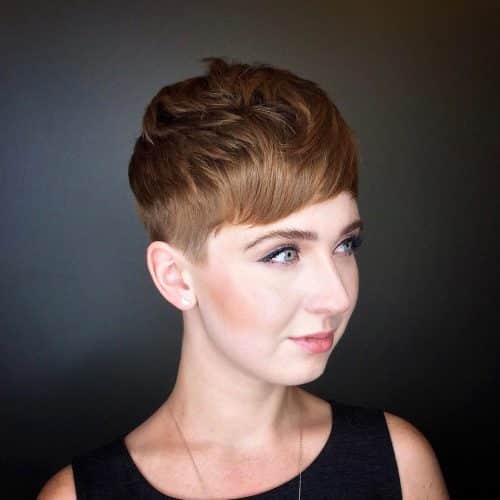 short pixie cut for oval face shape