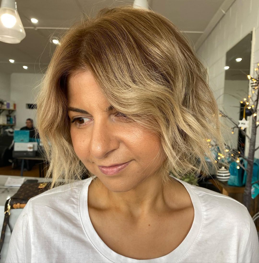 Short Wavy Bob for women with a round face