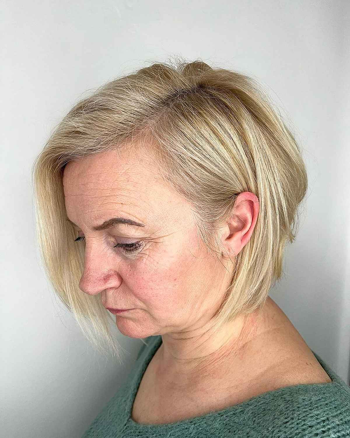 Side-Parted Choppy Inverted Bob