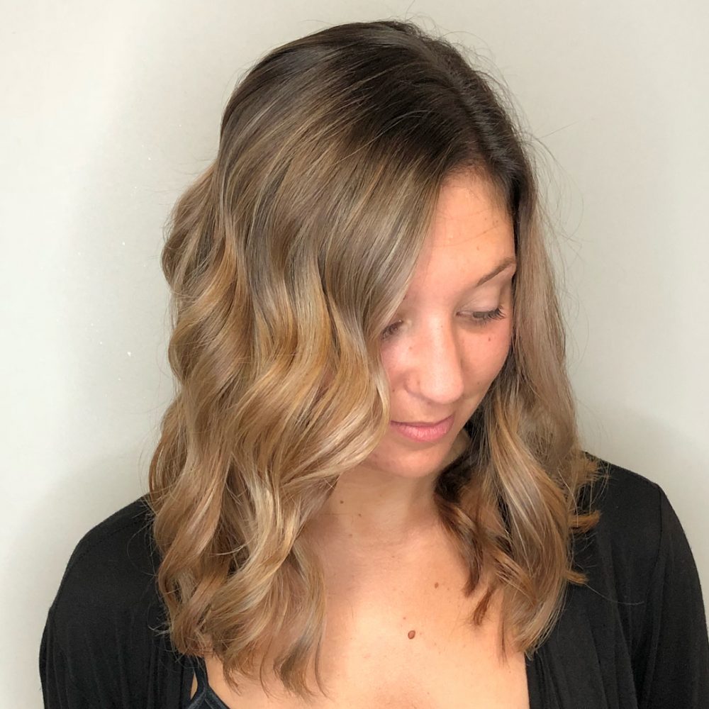 Side-Parted Medium-Length Waves on Bronde Lob