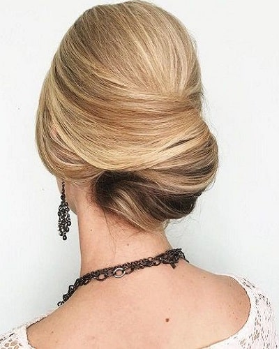 The Classic Chignon Wedding Hairstyles for Long Hair