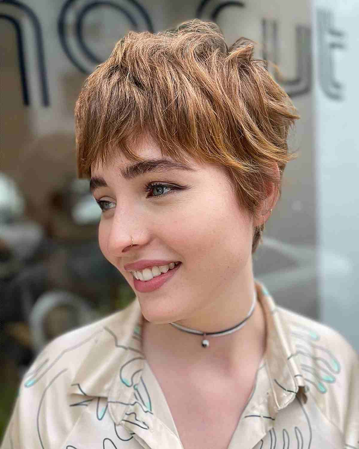 The Cutest Pixie Cut with Messy Top