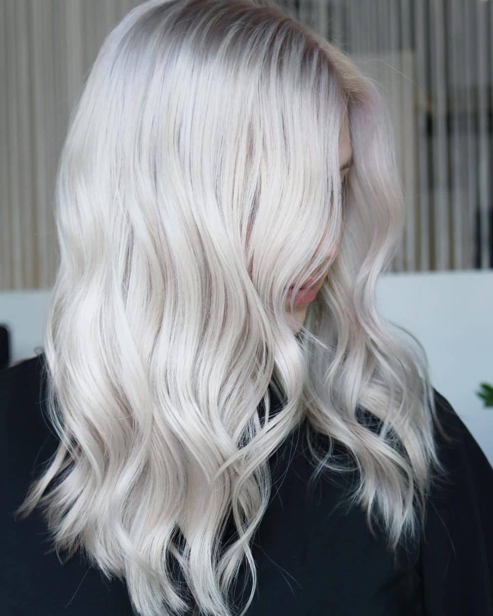 Trendy Blonde + Platinum Balayage