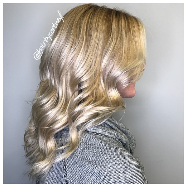 Trendy soft wavy curls