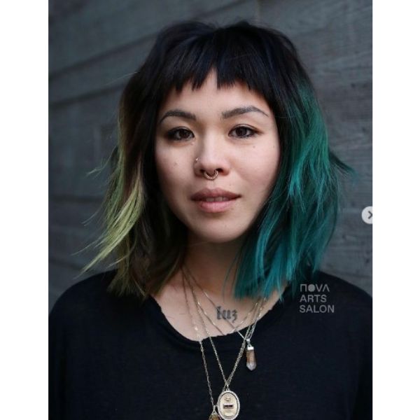 Two-colored Medium Haircut For Wavy Hair with Chopped Bangs