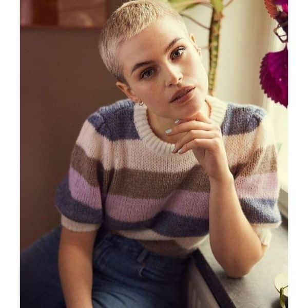 Ultra-short Blonde Buzz Cut Cute Short Hairstyles For Women