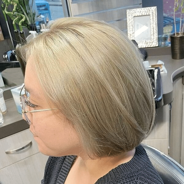 50 Best Blunt Bob Haircut Ideas for Women in 2024