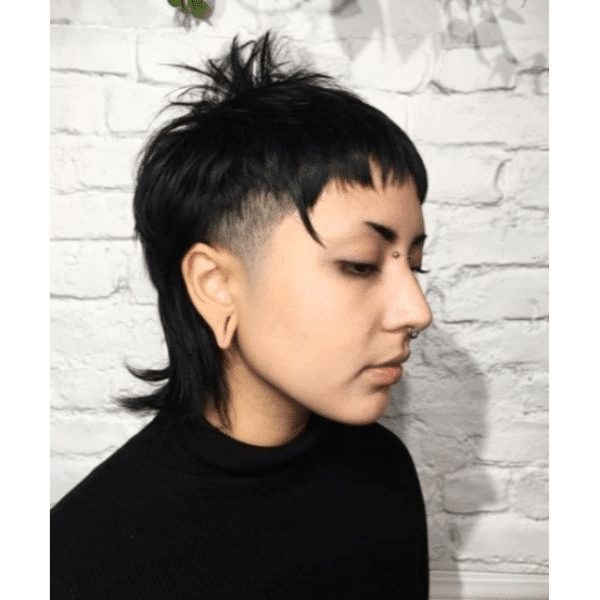 101 Popular Short Haircuts for Women to Try in 2024 (Hairstyles Guide)