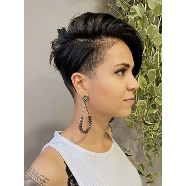 50 Best Short Pixie Cuts and Hairstyles in 2024 (Women Haircuts Guide)