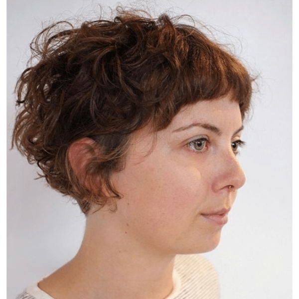 101 Popular Short Haircuts for Women to Try in 2024 (Hairstyles Guide)