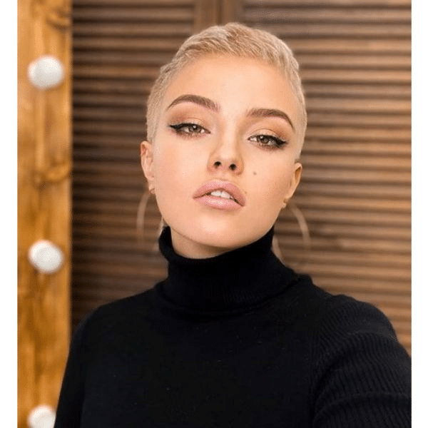 Chic and Simple: 100 Hairstyles to Inspire Your Next Short Haircut