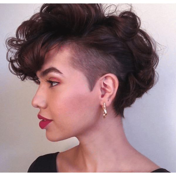 101 Popular Short Haircuts for Women to Try in 2024 (Hairstyles Guide)