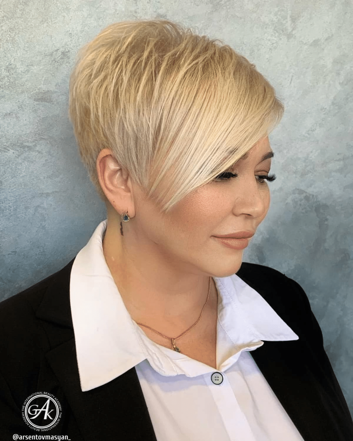 27 Textured Pixie Cut Ideas for a Messy, Modern Look