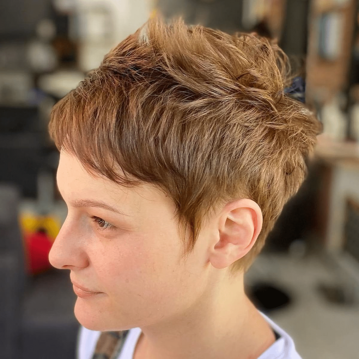 27 Textured Pixie Cut Ideas for a Messy, Modern Look