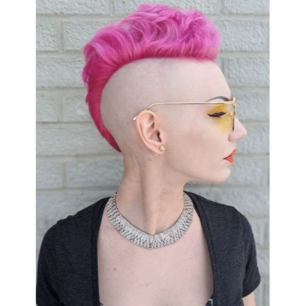 101 Popular Short Haircuts for Women to Try in 2024 (Hairstyles Guide)