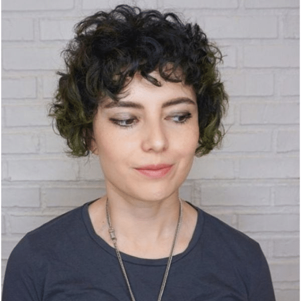 101 Popular Short Haircuts for Women to Try in 2024 (Hairstyles Guide)