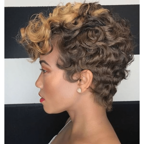 101 Popular Short Haircuts for Women to Try in 2024 (Hairstyles Guide)