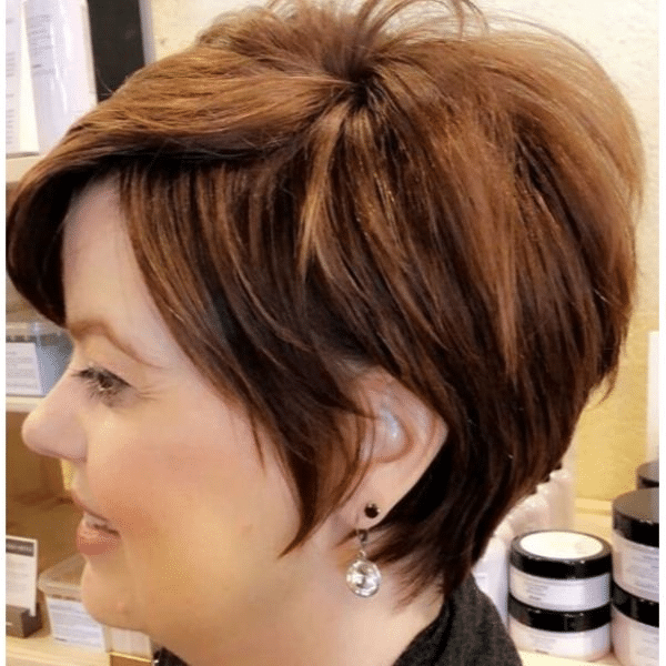 101 Popular Short Haircuts for Women to Try in 2024 (Hairstyles Guide)