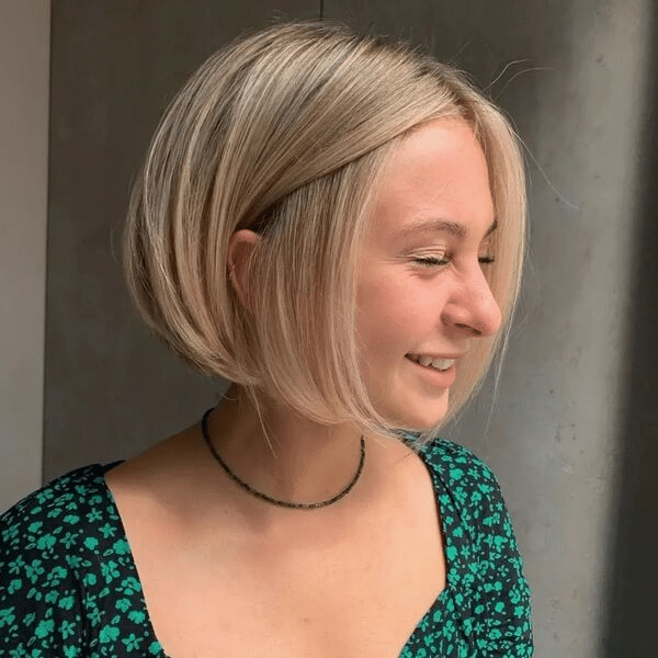 50 Best Blunt Bob Haircut Ideas for Women in 2024