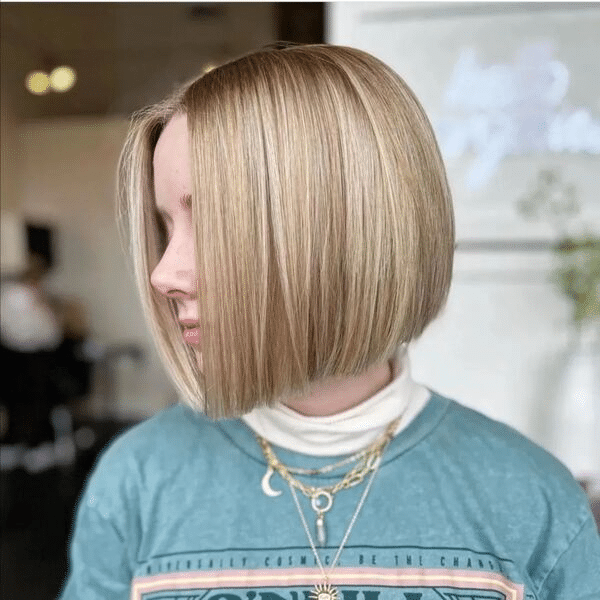 50 Best Blunt Bob Haircut Ideas for Women in 2025