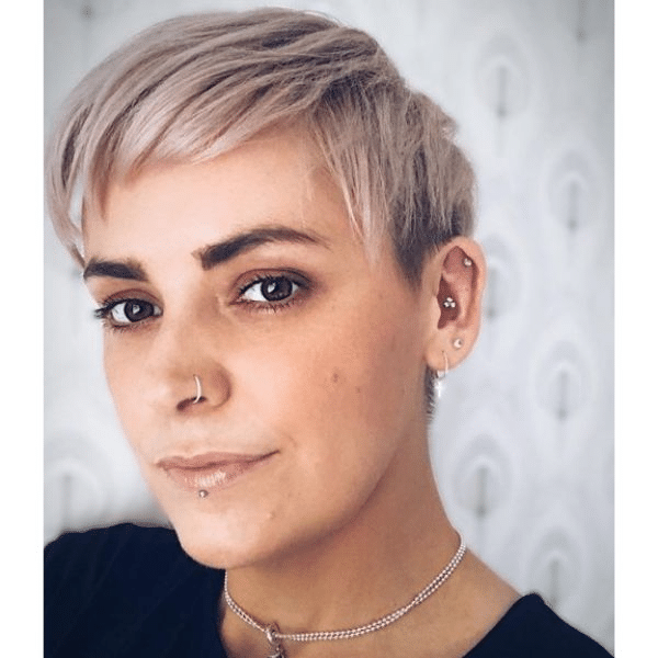 Chic and Simple: 100 Hairstyles to Inspire Your Next Short Haircut