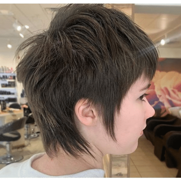 101 Popular Short Haircuts for Women to Try in 2024 (Hairstyles Guide)