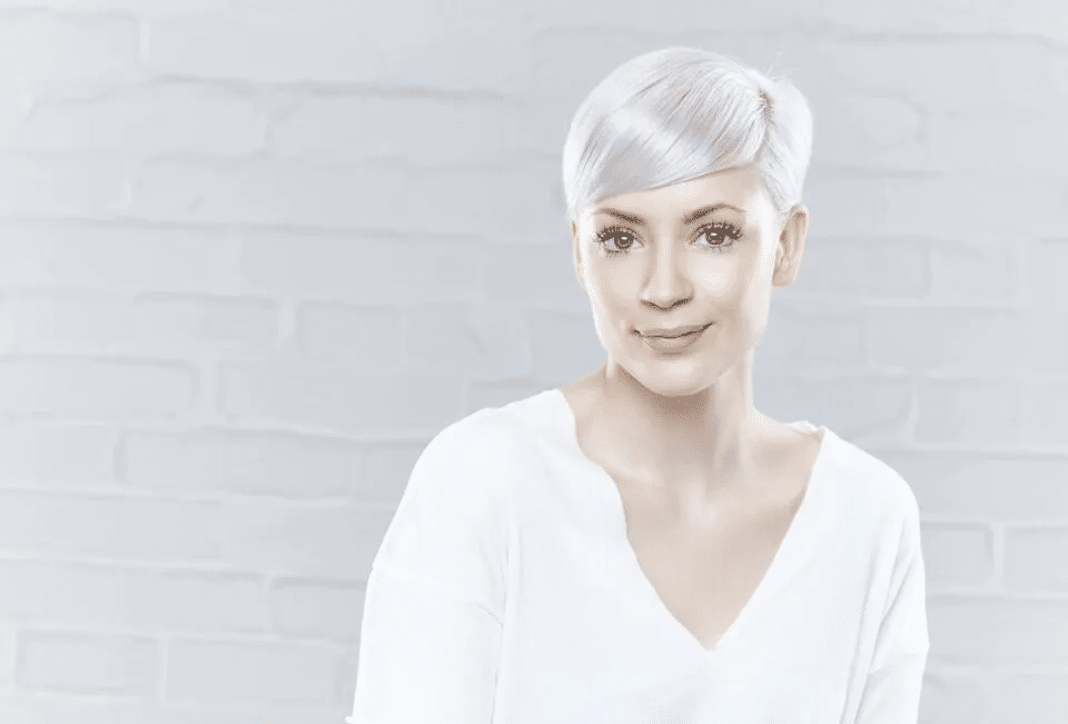 20 Shimmering Shades of Platinum Blonde Hair