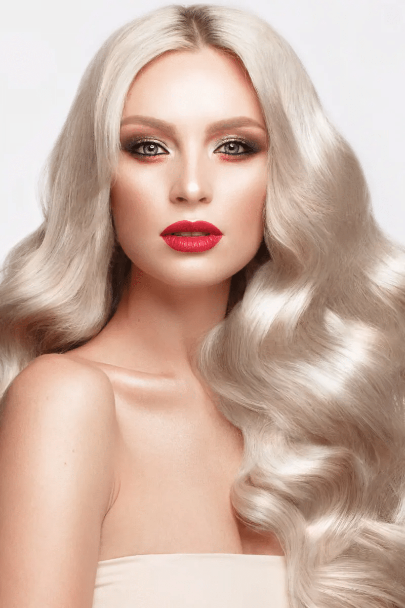 20 Shimmering Shades of Platinum Blonde Hair