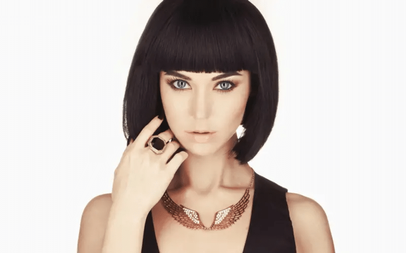 28 Hottest Short Inverted Bob Haircuts Right Now