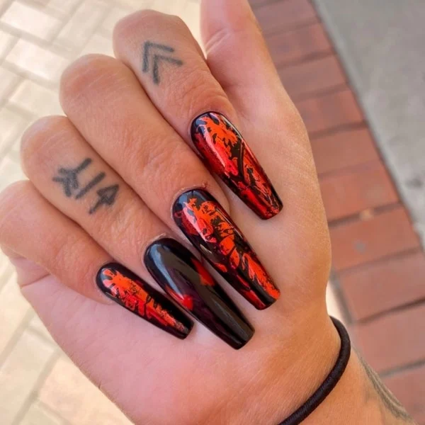 Halloween-Devil-Nails