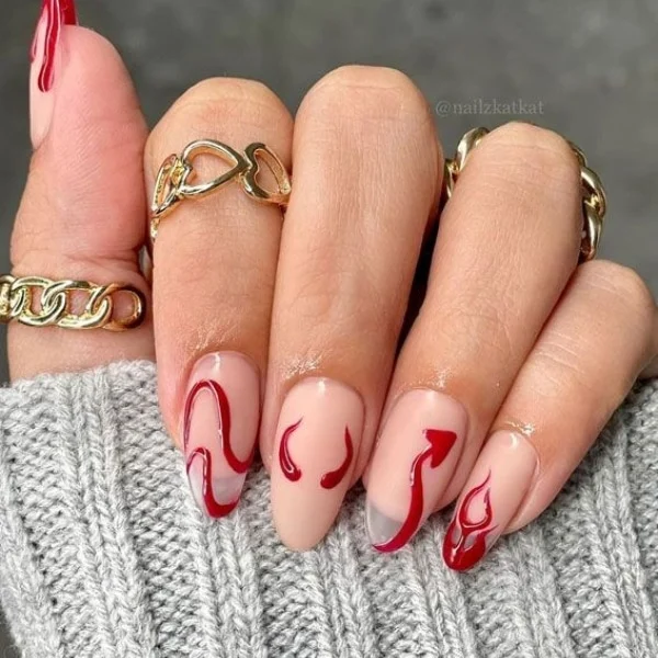 Red-Halloween-Nails