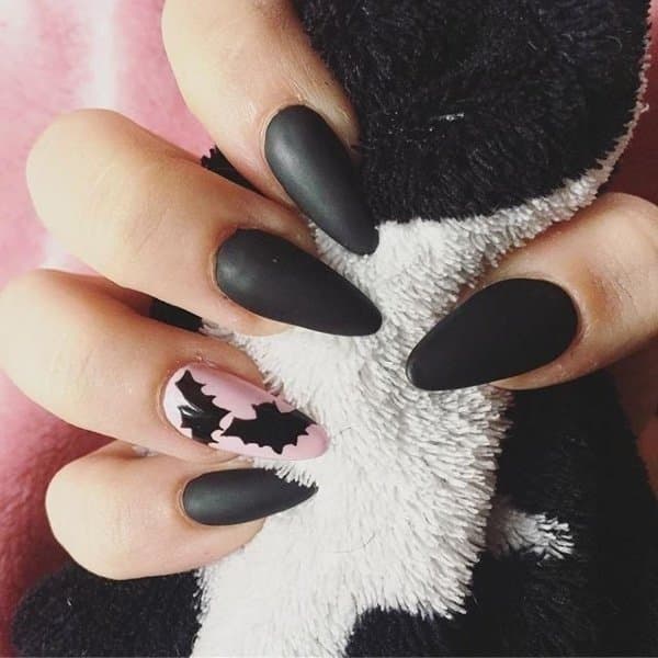 Black Halloween Nails