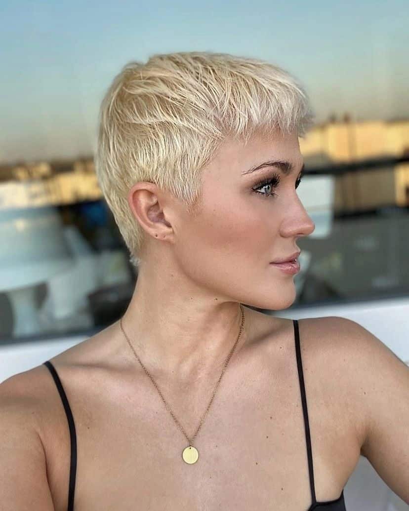 Pixie Cut: 40+ Best Pixie Hairstyles for 2024