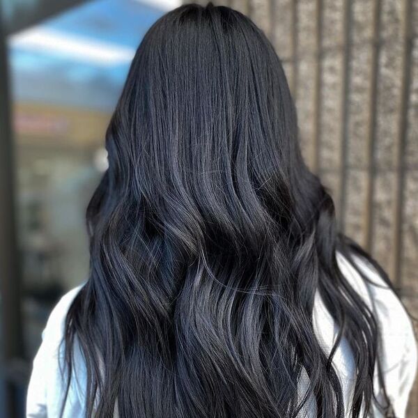 From Royal Blue to Midnight: 50 Black Blue Hair Styles