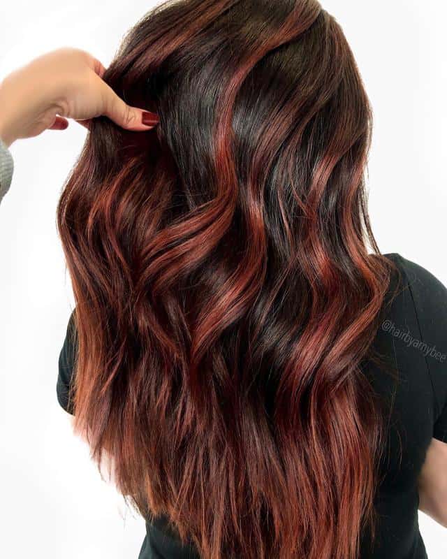 TRENDY RED HIGHLIGHTS ON BROWN HAIR