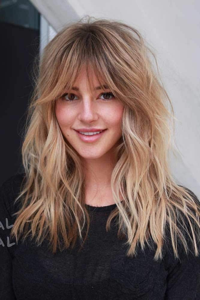 Layered Haircut With Bangs #layeredhaircuts #layeredhair #haircuts