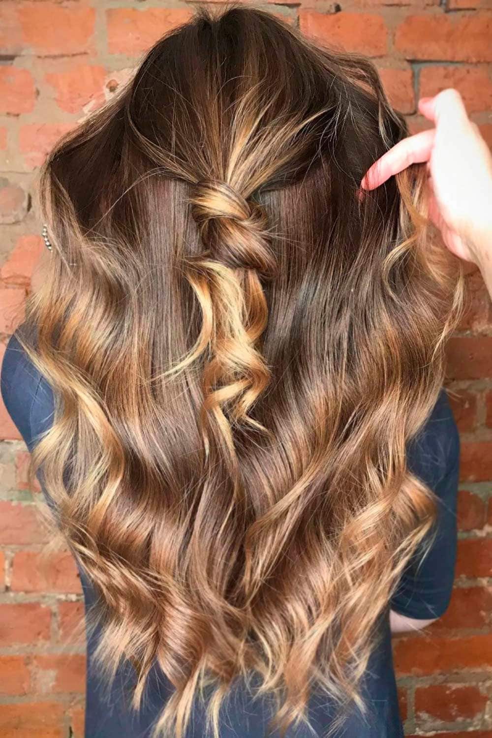 Loose And Wavy Long Haircuts