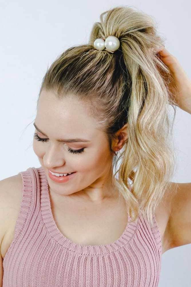 trendy-medium-length-hairstyles-for-thick-hair-high-ponytail-ties