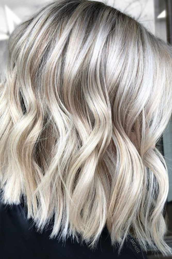 trendy-medium-length-hairstyles-for-thick-hair-icy-blonde-beach-waves