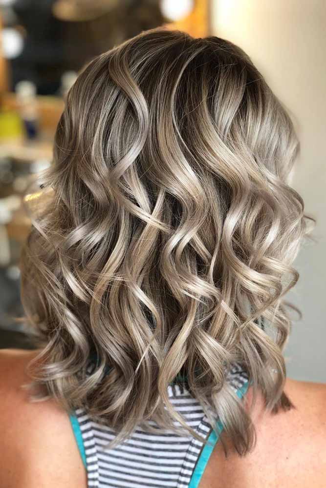 trendy-medium-length-hairstyles-for-thick-hair-layered-curly-lob