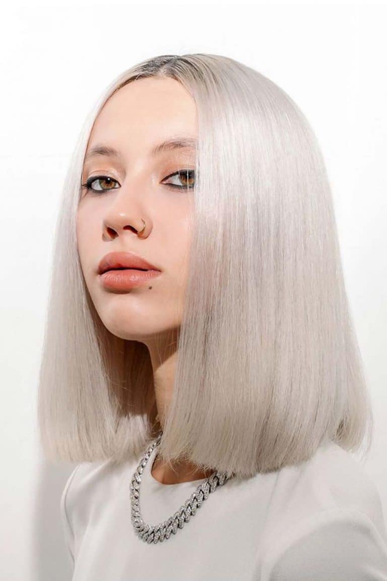 trendy-medium-length-hairstyles-for-thick-hair-middle-part-straight-white-blonde-768x1152