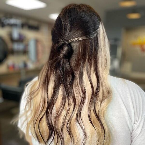 51 Peekaboo Hairstyles: A Colorful Guide to Bold Hair Statements