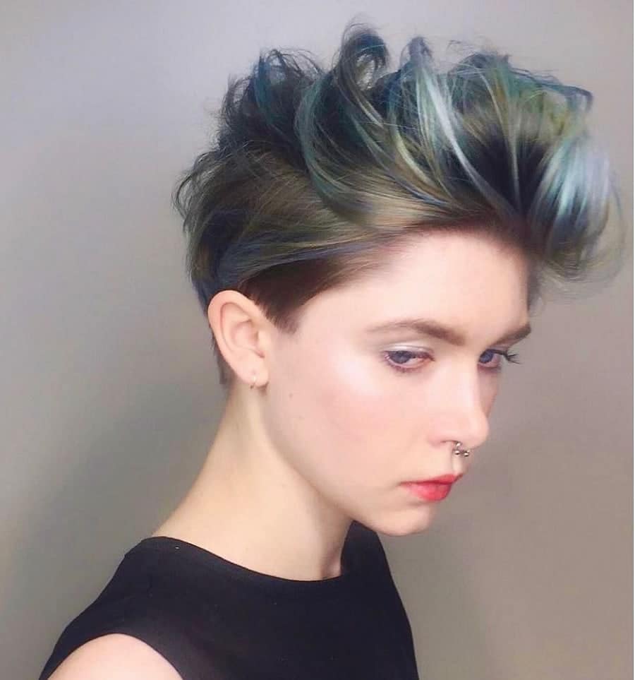 30 Hottest Pixie Cuts with Highlights