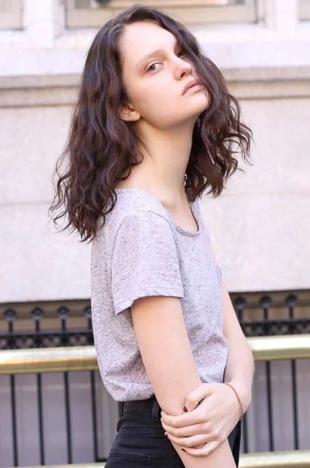 40 Best Lob Hairstyles & Haircuts for 2025