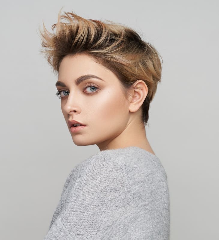 30 Hottest Pixie Cuts with Highlights