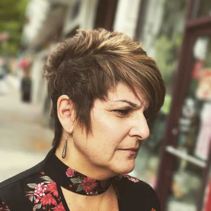31 Hottest Pixie Cuts with Highlights